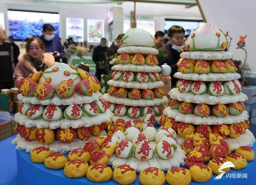 组图直击 | 沂蒙农产品上海展风采，“诸葛亮”现身妙语推销黄瓜等生活好物